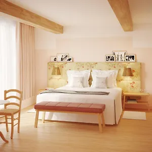9hotel Chelton Отель