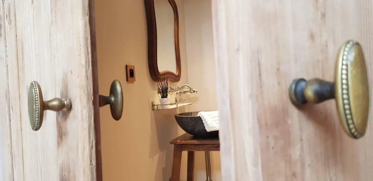 Bed and Breakfast Les Grands Arbres Брюссель Отель типа 